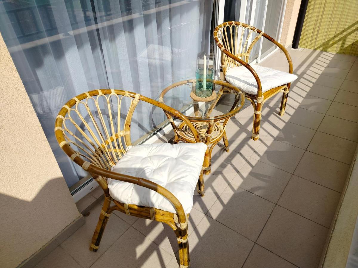 Apartment Daisy Grand Kamelia Σάνι Μπιτς Εξωτερικό φωτογραφία