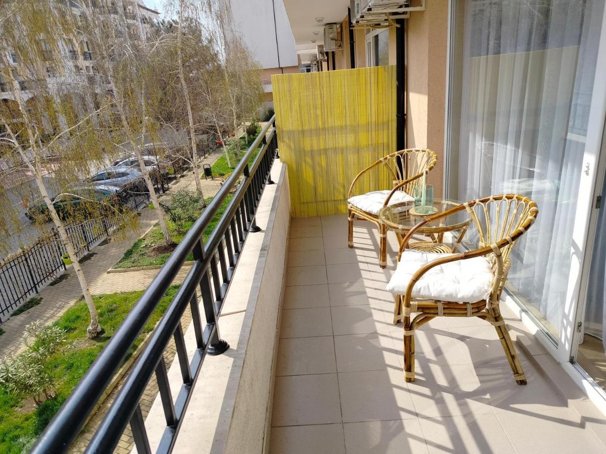 Apartment Daisy Grand Kamelia Σάνι Μπιτς Εξωτερικό φωτογραφία