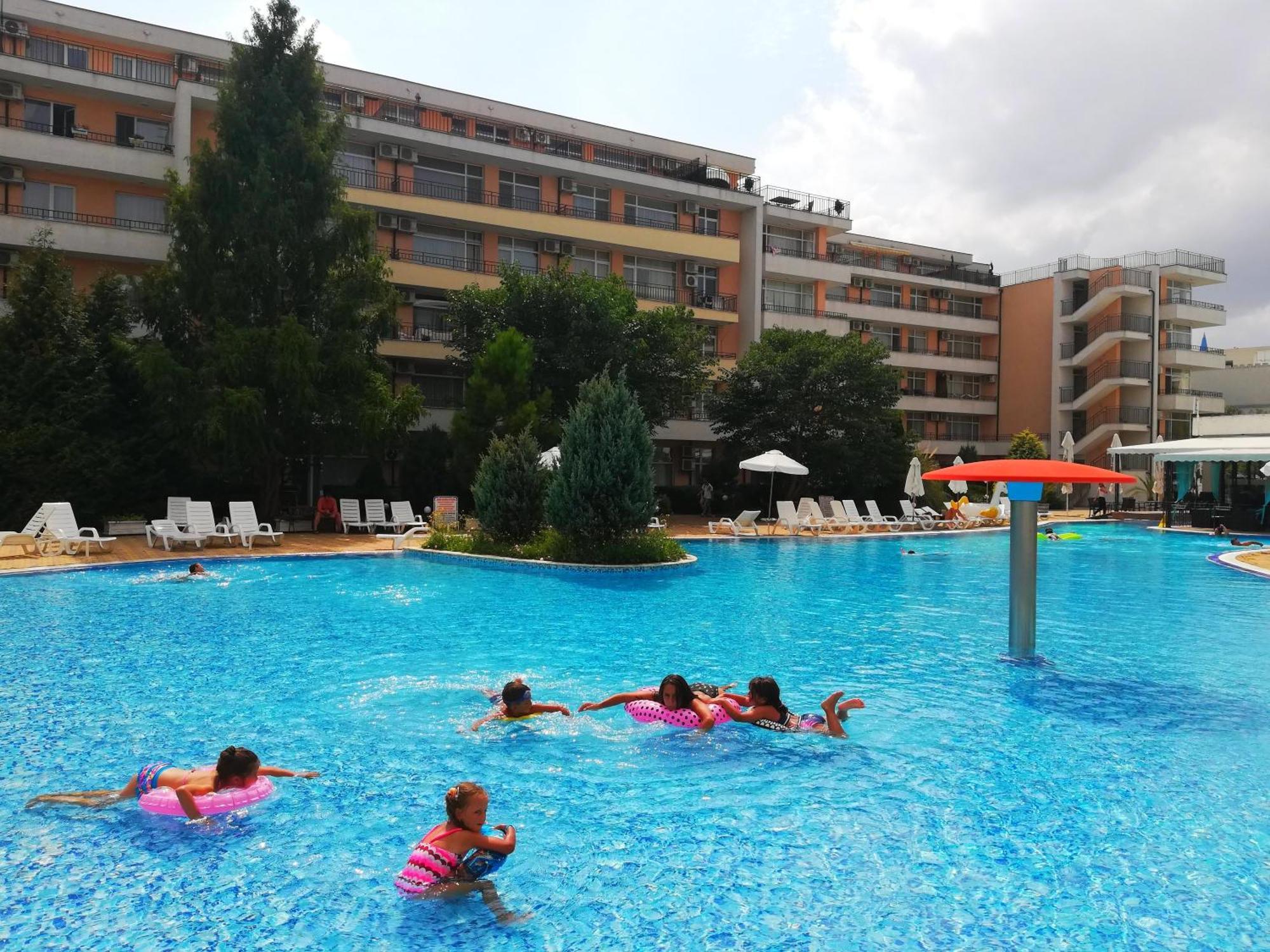 Apartment Daisy Grand Kamelia Σάνι Μπιτς Εξωτερικό φωτογραφία